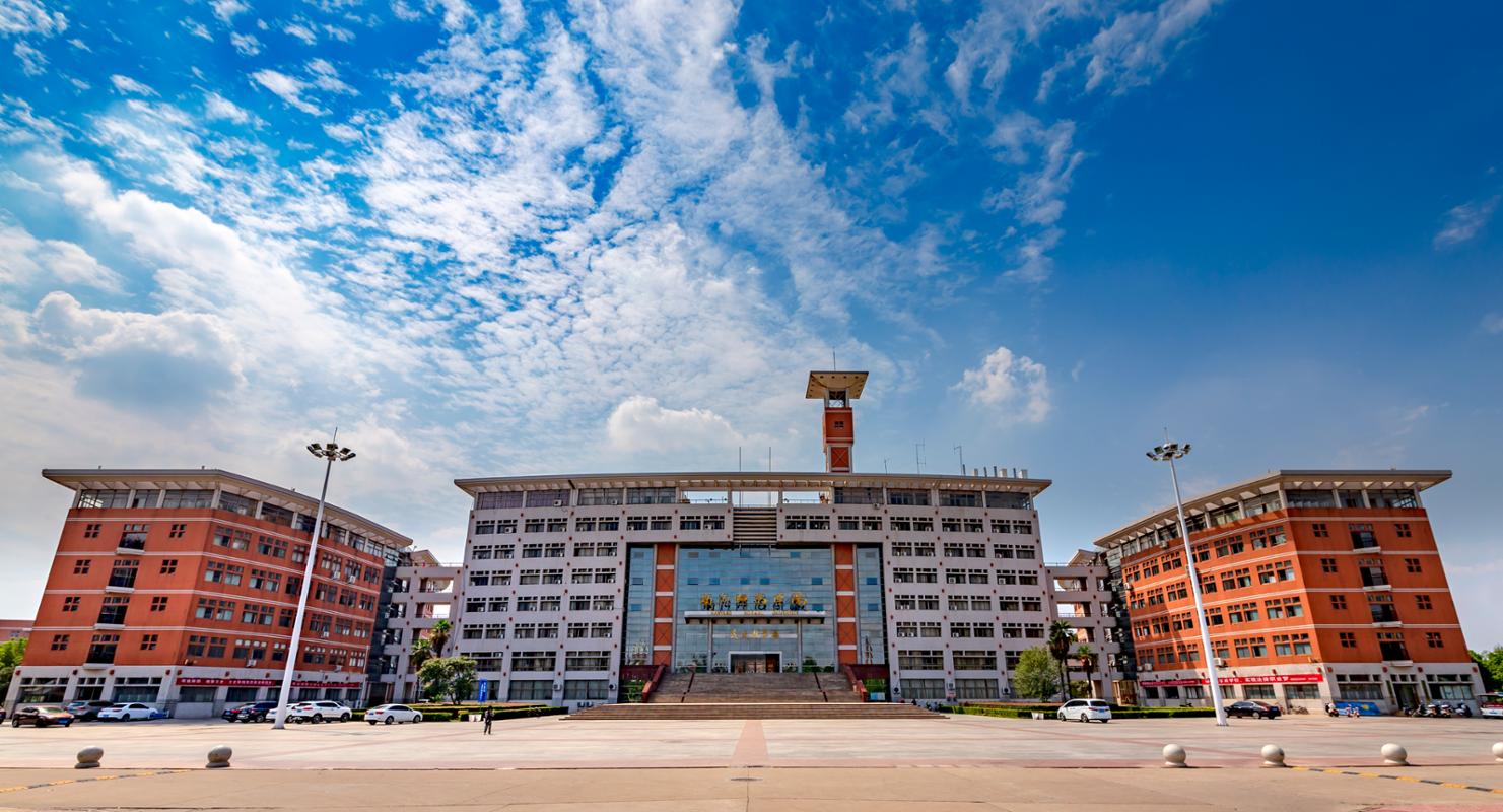 逸夫教学楼.JPG