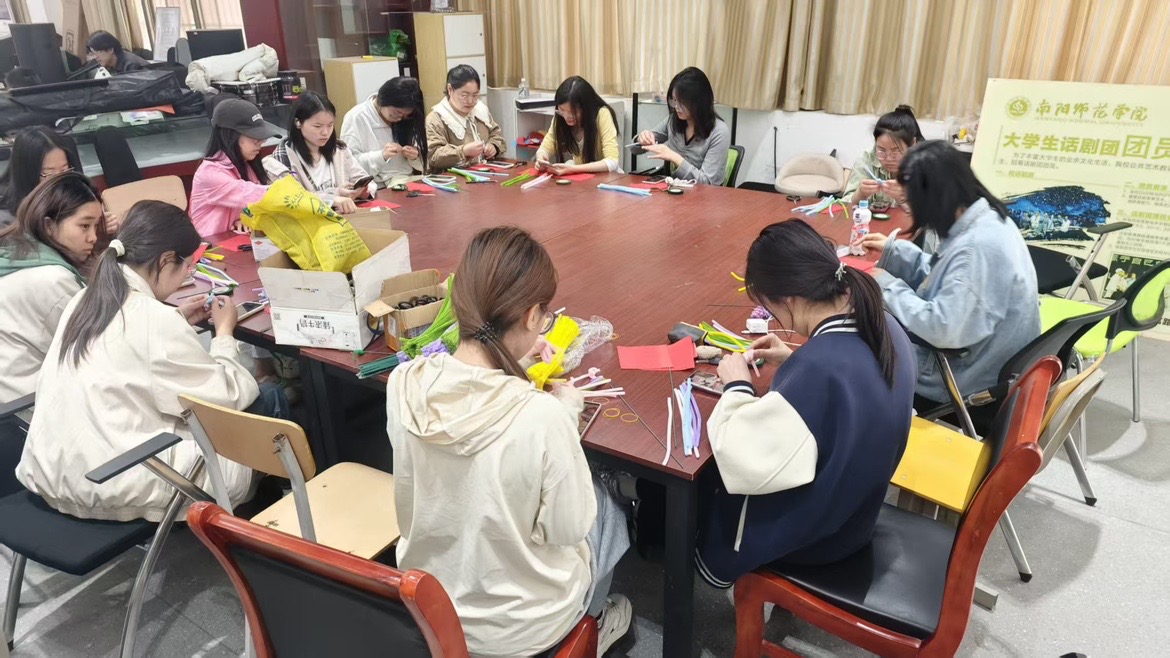 剪纸社团 2.jpg