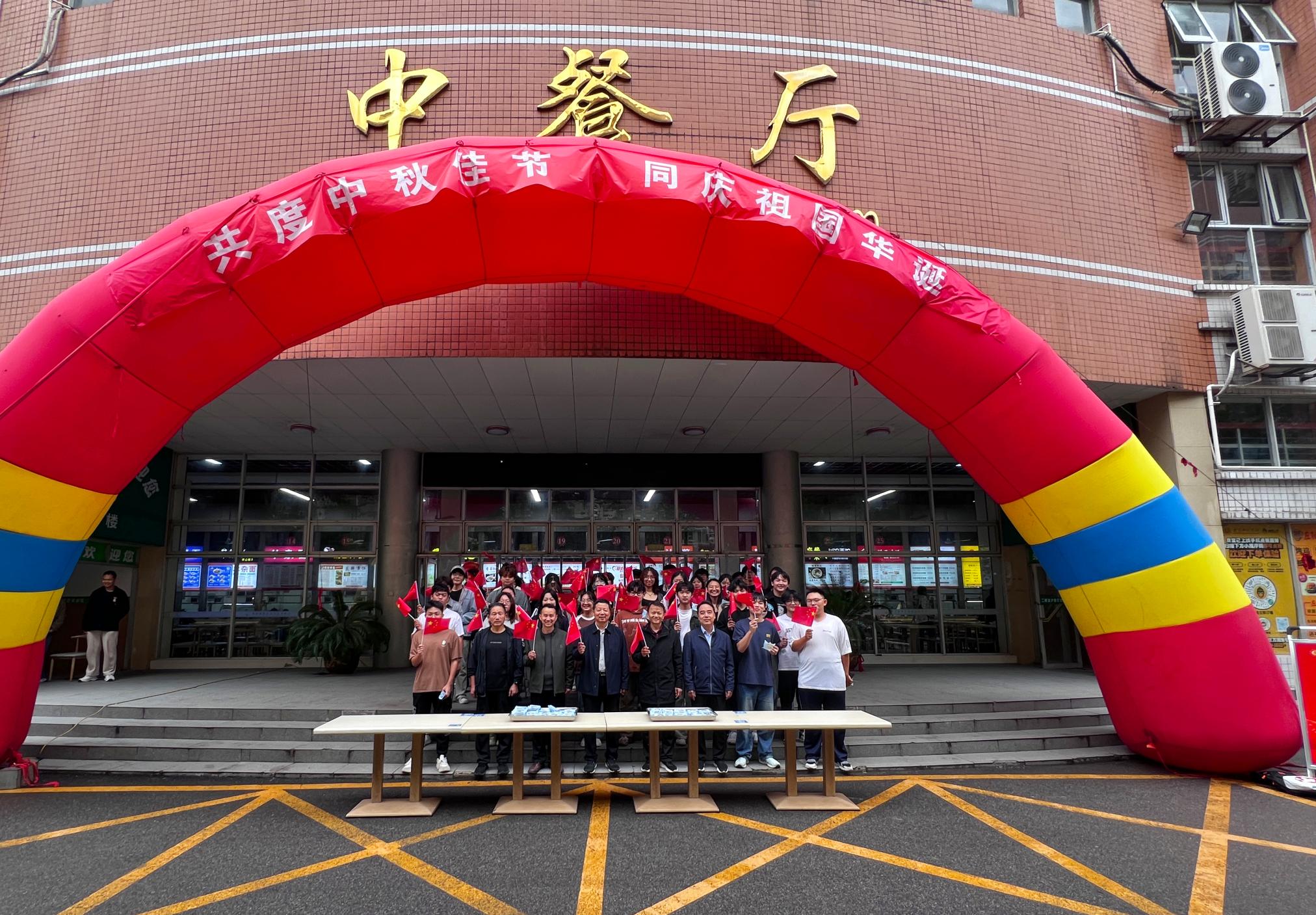活动现场1.jpg